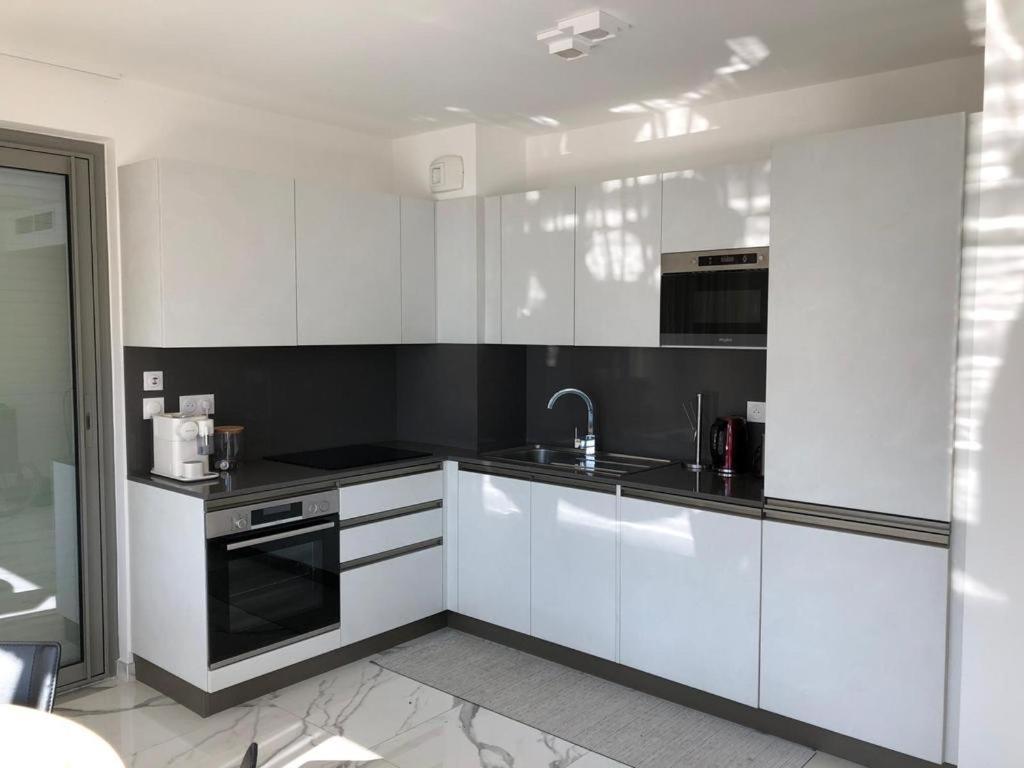Ferienwohnung Saint Jhon Menton Exterior foto